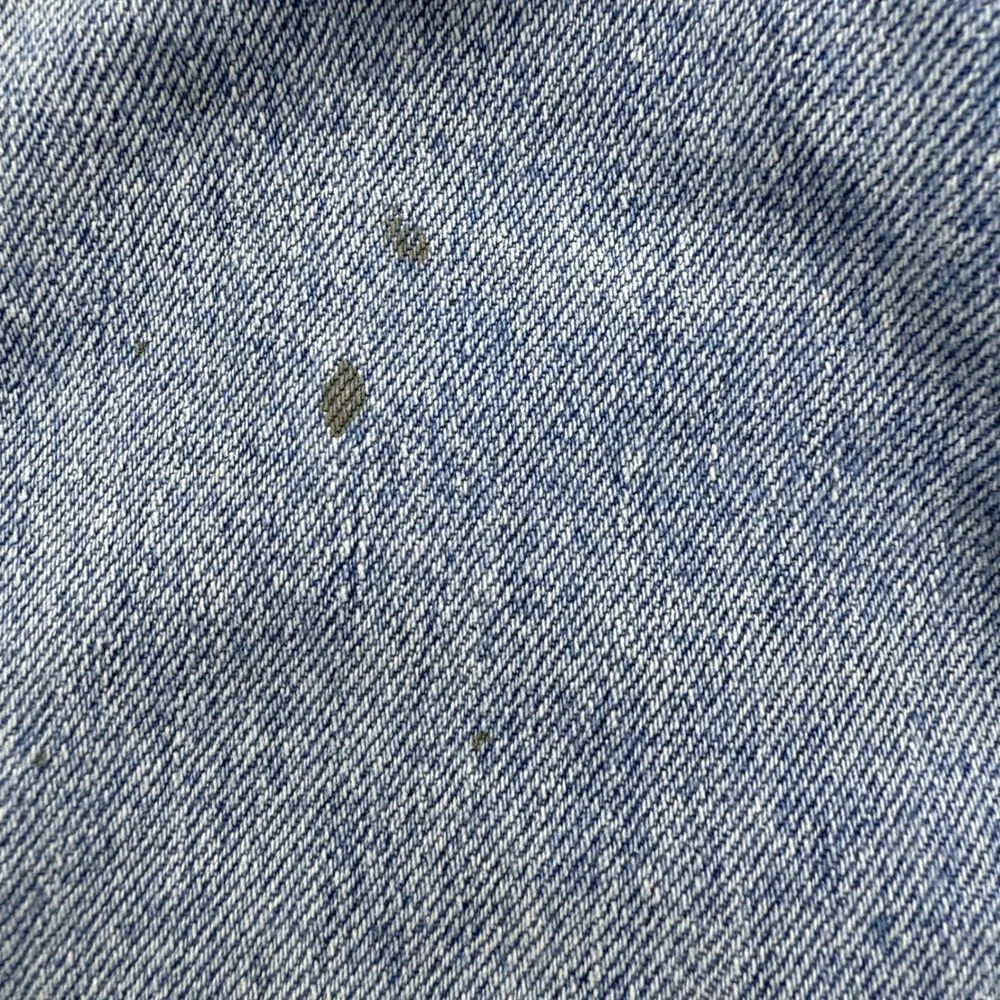 Levi's 505 Mens W38 L32 Blue Denim Jeans‎ Distressed Hole Casual